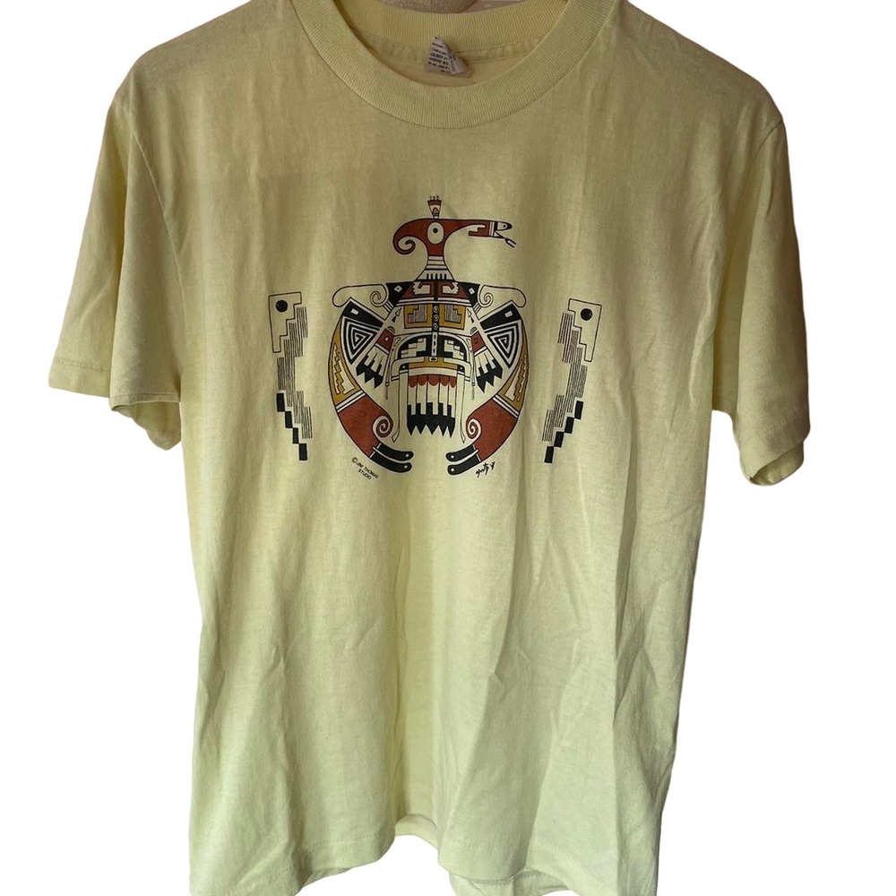 Vintage 80s Tribal Patterned Bird Single Stitch Shirt Adult Large